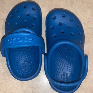 size 7 little kids Crocs